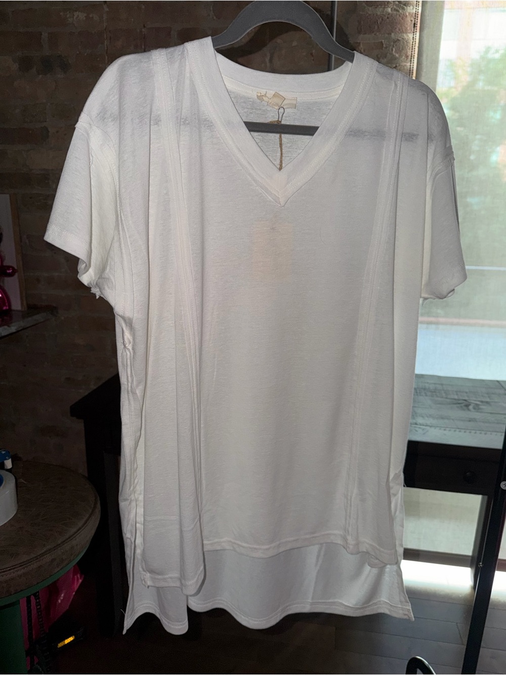 easel White V-Neck oversized relaxed Short Sleeve boho Tee